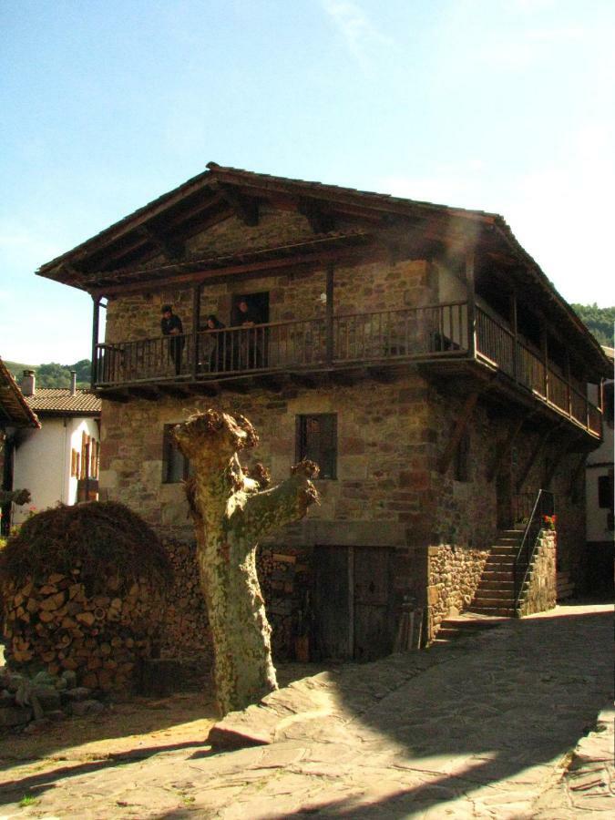 Albergue Olasenea Aterpea Zubieta المظهر الخارجي الصورة